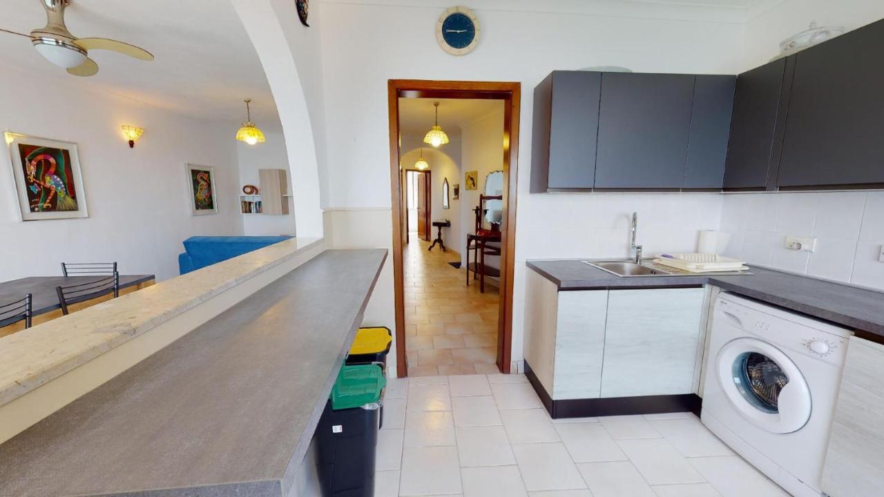 Apartament 6th Floor Seafront With Open Sea Views